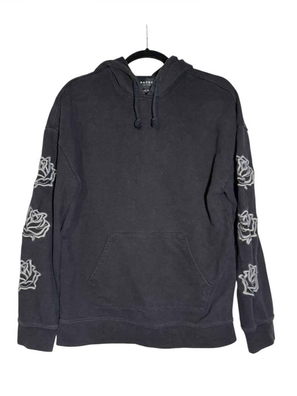 PacSun Oversized Fleece Hoodie Black Embroidered Roses on Sleeves Size M